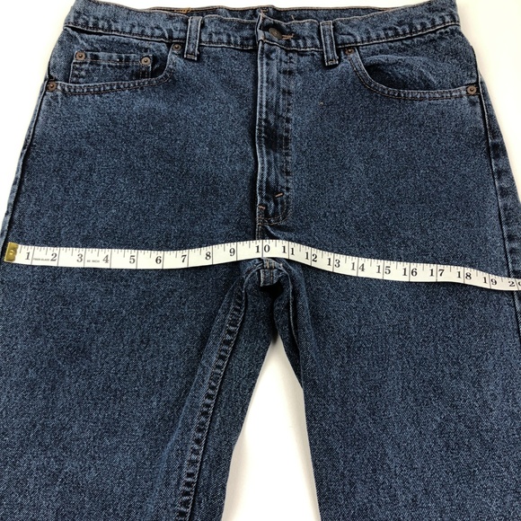 Vintage Levi’s 505 Jeans - Picture 4 of 8